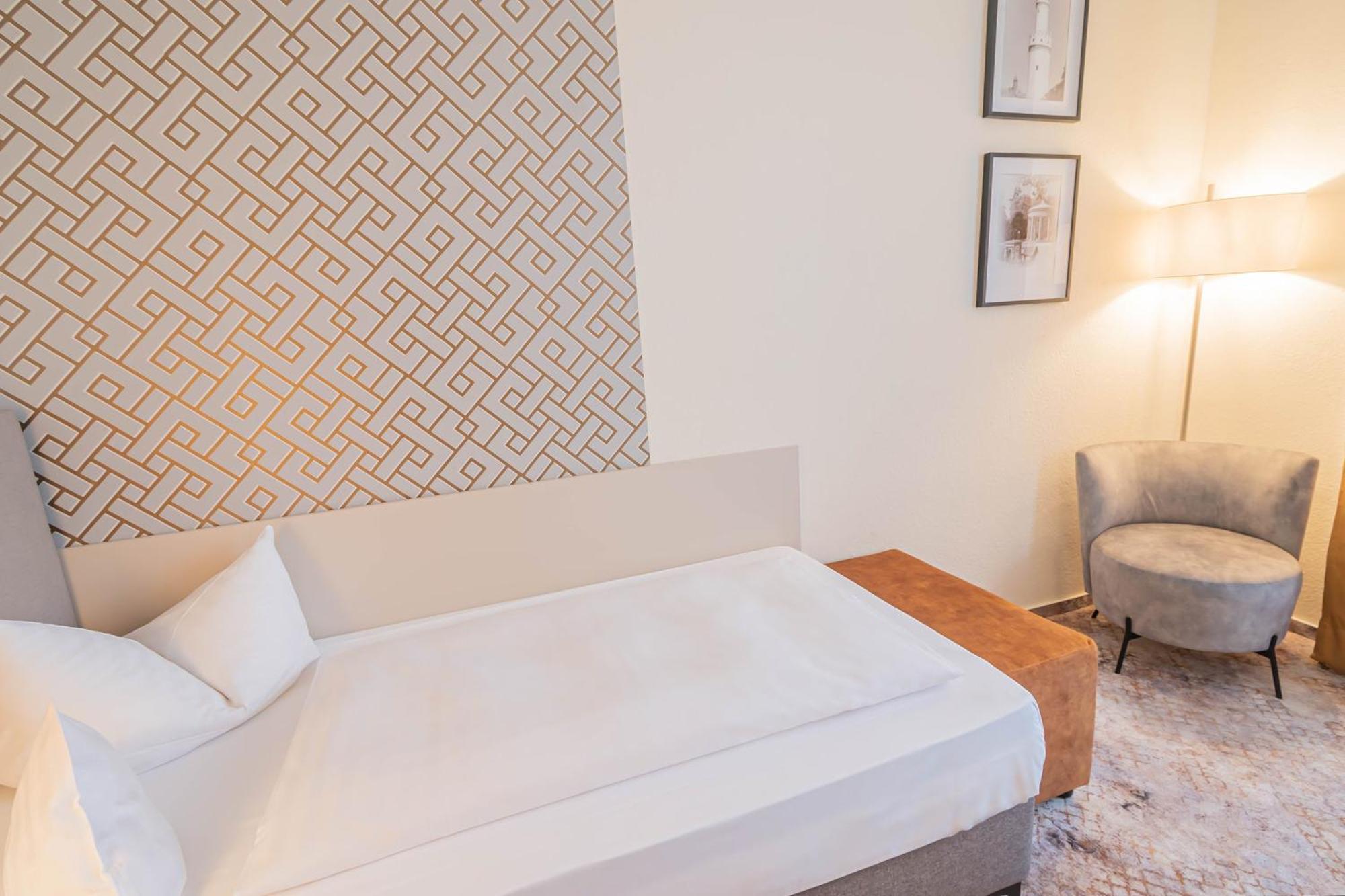 Hotel Villa Am Kurpark Bad Homburg vor der Höhe Habitación foto