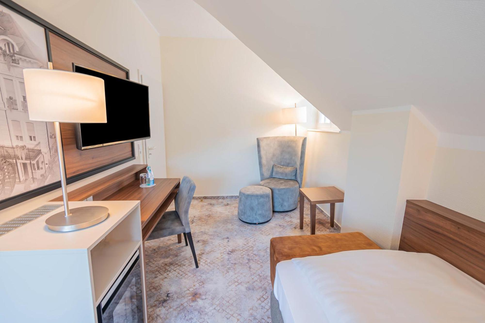 Hotel Villa Am Kurpark Bad Homburg vor der Höhe Habitación foto