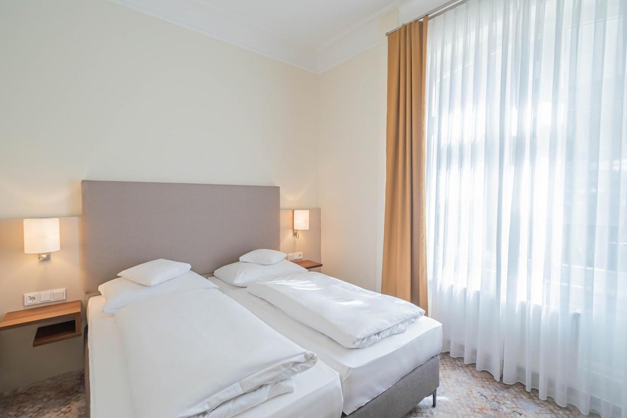 Hotel Villa Am Kurpark Bad Homburg vor der Höhe Habitación foto