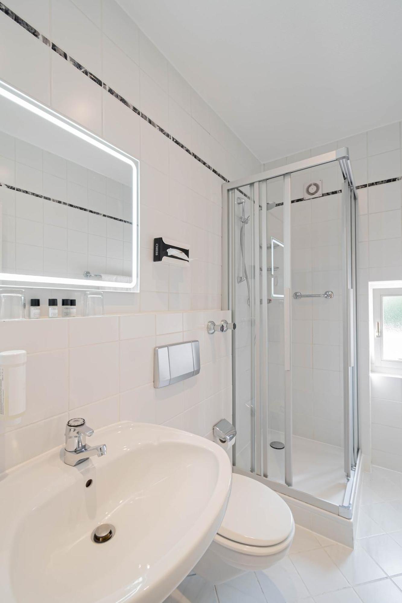 Hotel Villa Am Kurpark Bad Homburg vor der Höhe Habitación foto